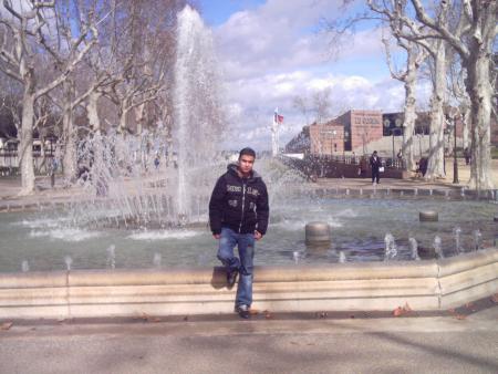 majid 34